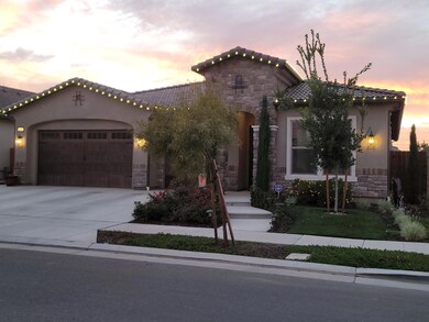 Natural skyline with corner lot professional lands