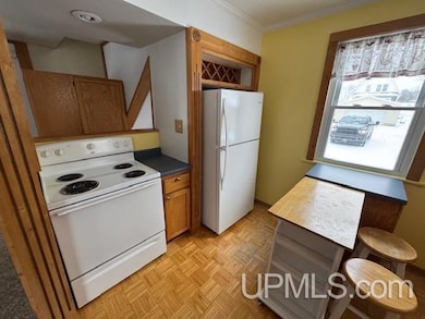 536 Cass Ave, Kingsford, MI 49802 - photo 3