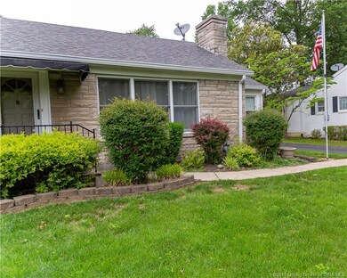 1572 Meadow Ln, New Albany, IN 47150 - photo 5