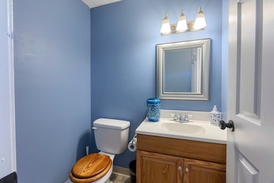 51 Olde Colonial Dr unit 3, Gardner, MA 01440 - photo 4