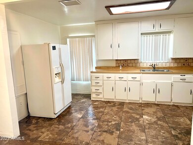 2045 N 21st Place, Phoenix, AZ 85006 - photo 4