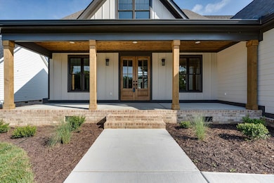 02-7104 Paxton Cir-2