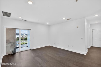 626 Marion Ln, Monroe, NJ 08831 - photo 6