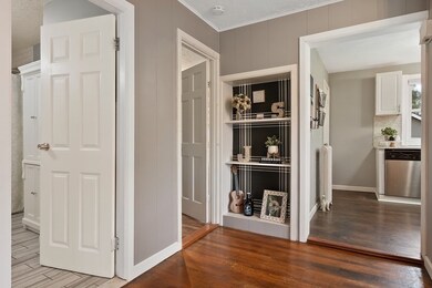 52 Dudley St, Saugus, MA 01906 - photo 6