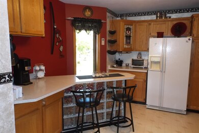 121 Village View Ct, Oregon, WI 53575 - photo 3