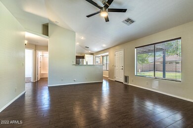 008_Family Room