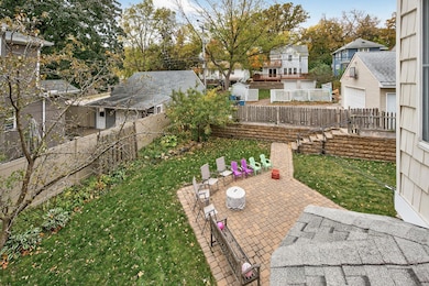 Does this yard look bigger than most in SW to you? .jpg