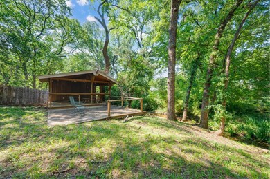 716 Hurst Dr, Bedford, TX 76022 - photo 4