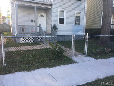 214 Hale St, New Brunswick, NJ 08901 - photo 2