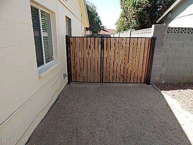 RV Gate