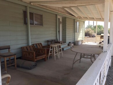 66080 S. Rice st. Patio