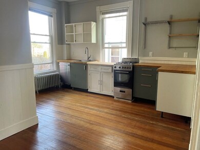 41 Walnut St unit 1R, Somerville, MA 02143 - photo 2