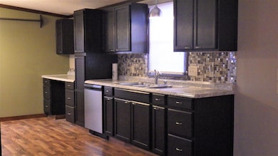 704 Woodland Trail, Bismarck, ND 58554 - photo 5