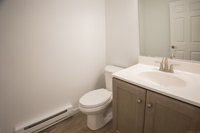 154 Grove Ave unit B, Groton, CT 06340 - photo 7