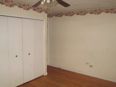 3413 Stonegate Rd, Waukegan, IL 60087 - photo 4