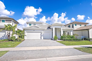 9516 Saint Germain Dr, Palm Beach Gardens, FL 33412 - photo 2