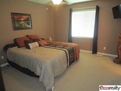 Plenty of space for a king sized bed.