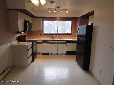 111-129541 Kitchen