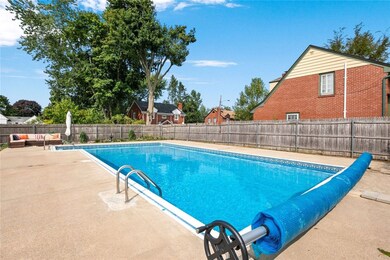 72 Harmony Ct, Warwick, RI 02889 - photo 4