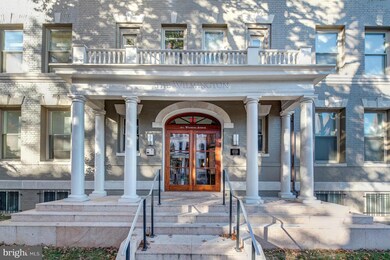 1811 Wyoming Ave NW unit 22, Washington, DC 20009 - photo 2