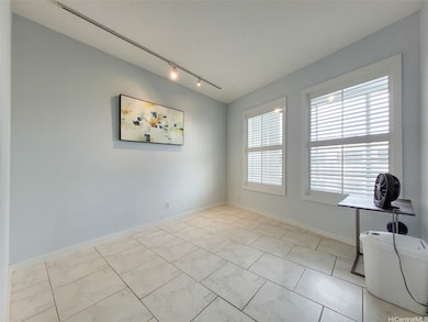 Hale Luana unit 305, Honolulu, HI 96826 - photo 5