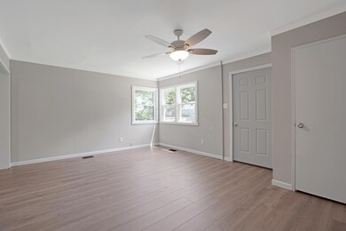 1015 Colgate Rd, Columbus, OH 43213 - photo 5