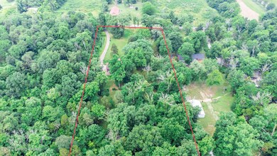 7901-Cedar-Creek-Rd_076