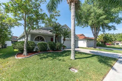 609 Lake Cypress Cir, Oldsmar, FL 34677 - photo 2