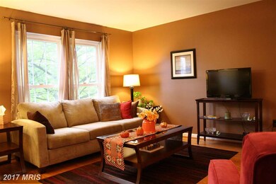 32 Hunting Horn Cir, Reisterstown, MD 21136 - photo 4