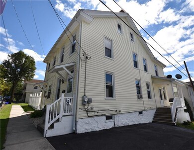 Corner HOME