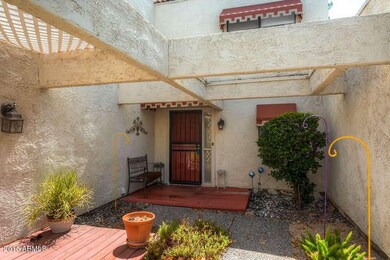 Charming Phoenix Townhome-small-002-3-Ex