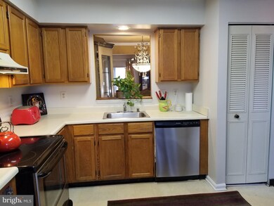 3628 Childress Terrace, Burtonsville, MD 20866 - photo 5