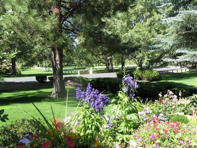 20387 White Pass Ct, Bend, OR 97702 - photo 3