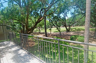 MLS_DSC_0047_porch 1
