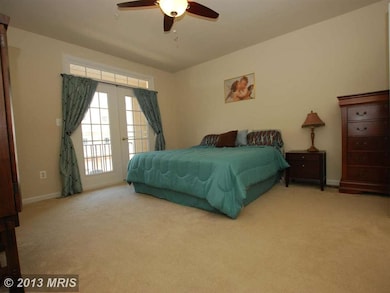 42611 Hollyhock Terrace unit 20M, Ashburn, VA 20148 - photo 6