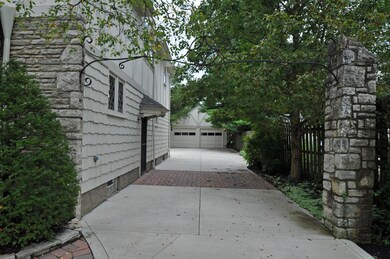 Driveway Entrance to Back