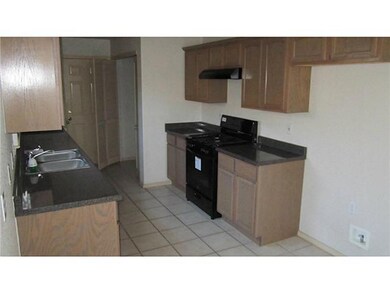 721 Desert Silver Dr, Horizon City, TX 79928 - photo 5