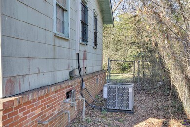 202 Charlevoix St, Fort Valley, GA 31030 - photo 5