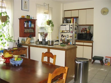 114 Progress St unit 1st floor, Pawtucket, RI 02860 - photo 2