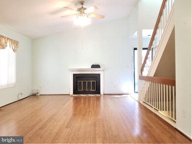 20221 Lea Pond Place, Montgomery Village, MD 20886 - photo 3