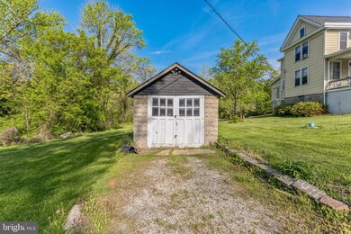 5138 S Rolling Rd, Halethorpe, MD 21227 - photo 4