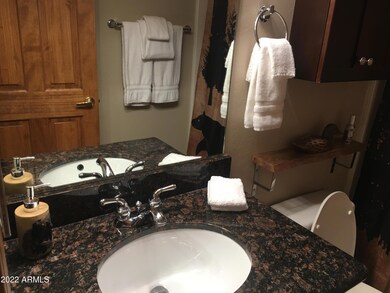 Cottage Loop Bathroom 2
