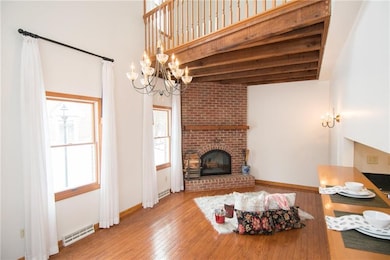 Living Room 101 Bayberry Court