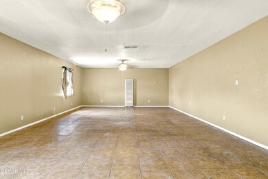 7622 Parral Dr, El Paso, TX 79915 - photo 7