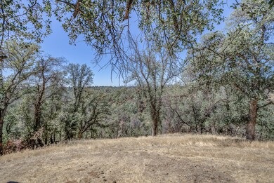 1570 Branstetter Ln, Redding, CA 96001 - photo 3