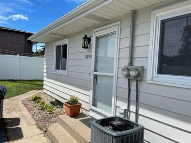 807 36th St SE, Cedar Rapids, IA 52403 - photo 7