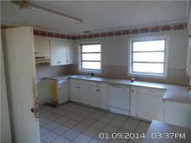 102 Fairview St, Hazlehurst, MS 39083 - photo 3