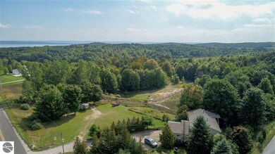 8606 E Lincoln Rd, Cedar, MI 49621 - photo 2