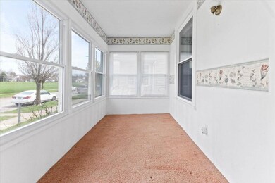 143 E Markison Ave, Columbus, OH 43207 - photo 5