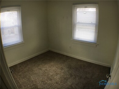 3717 Roanoke Rd, Toledo, OH 43613 - photo 7